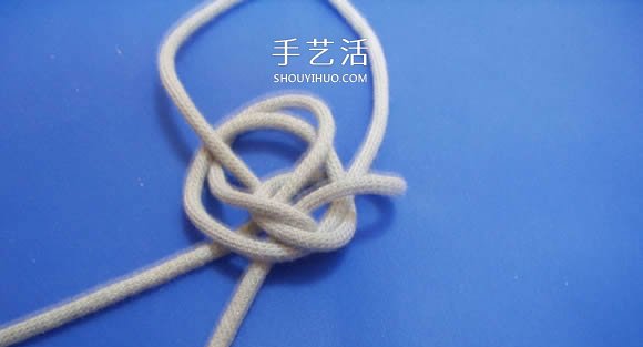 两股绳水手结的打法图解(图9) 两股绳水手结的打法图解(图9)