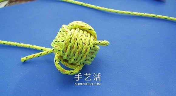 绳子编织球体的方法 怎么用绳编圆球小挂件(图9) 绳子编织球体的方法 怎么用绳编圆球小挂件(图9)