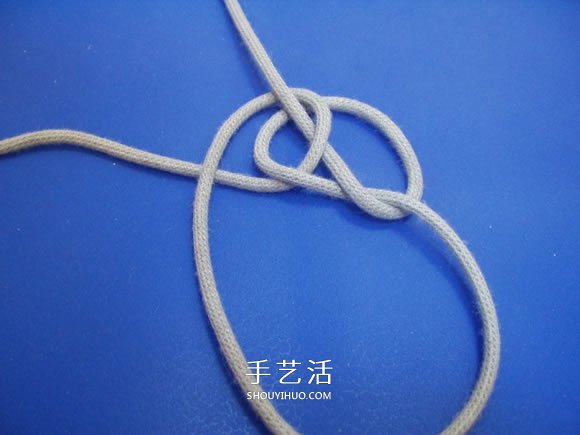 两股绳水手结的打法图解(图5) 两股绳水手结的打法图解(图5)