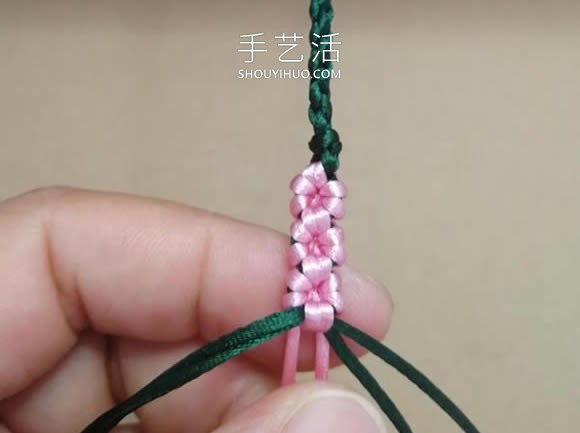 桃花结手链编法图解教程从头到尾(图21) 桃花结手链编法图解教程从头到尾(图21)