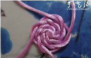 吉祥结玫瑰花手工制作(图7) 吉祥结玫瑰花手工制作(图7)