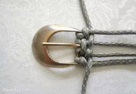 自己动手编出一根皮带的方法步骤图解教程(图5) 自己动手编出一根皮带的方法步骤图解教程(图5)