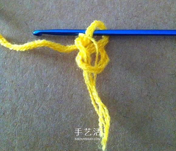 两层双色五瓣花的钩法 手工钩针编织五角星花(图7) 两层双色五瓣花的钩法 手工钩针编织五角星花(图7)