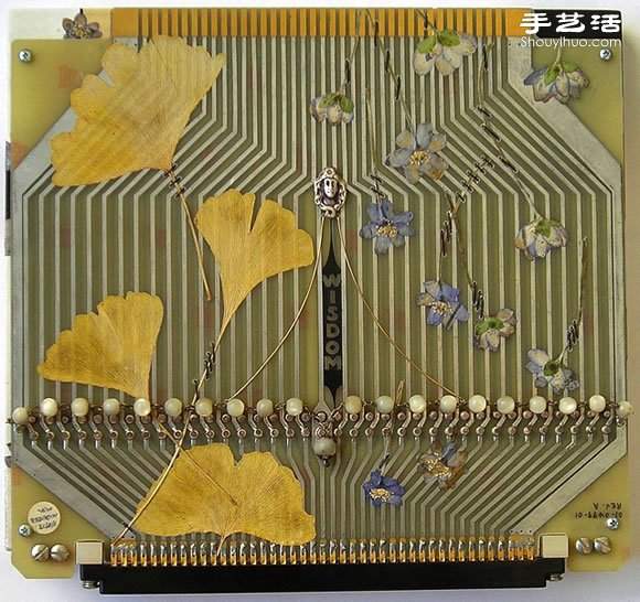 掉落叶子与电子垃圾DIY制作环保艺术作品(图2)
