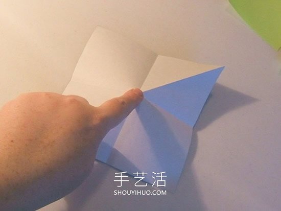 简单折纸立体圣诞树的折法详细步骤图(图6)