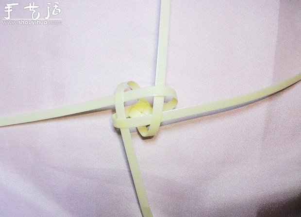 编织带手工编织漂亮鲜花教程(图4)