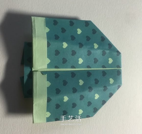 手工折纸西服的折法图解教程 简单又漂亮!(图8) 手工折纸西服的折法图解教程 简单又漂亮!(图8)