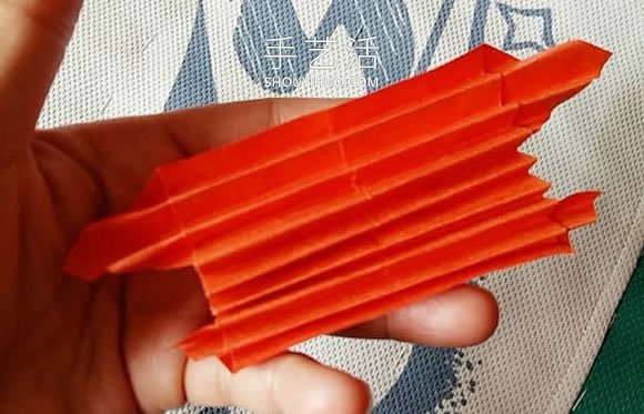蝴蝶的折法手工简单又漂亮(图8) 蝴蝶的折法手工简单又漂亮(图8)