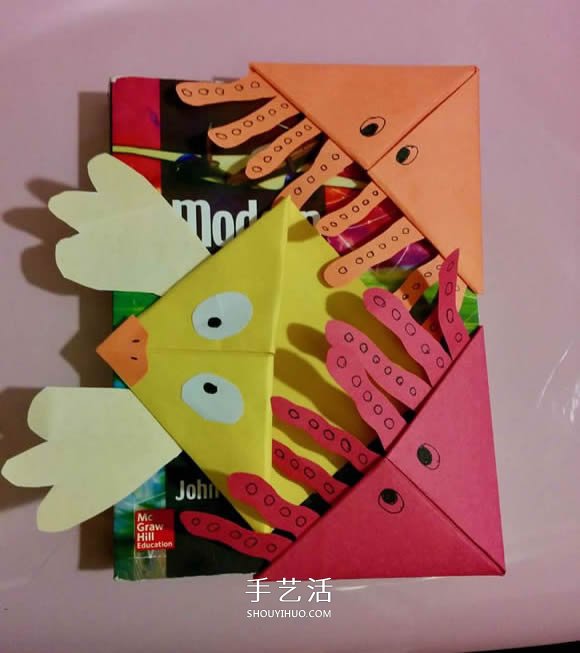 可以插在角落的水母书签的折法图解(图2) 可以插在角落的水母书签的折法图解(图2)