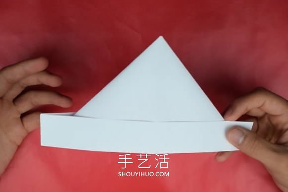 打扫卫生时戴头上!简单三角形帽子的折法(图8) 打扫卫生时戴头上!简单三角形帽子的折法(图8)