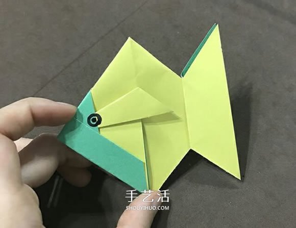 儿童简单折纸小金鱼的折法图解 - 诺云双维造物网