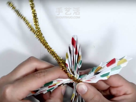 简单又漂亮纸蝴蝶的折法图解教程(图7)