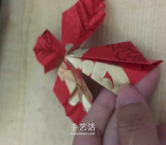 简易折纸枫叶的教程 红包纸折枫叶折法图解(图7) 简易折纸枫叶的教程 红包纸折枫叶折法图解(图7)
