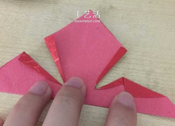 简易折纸枫叶的教程 红包纸折枫叶折法图解(图3) 简易折纸枫叶的教程 红包纸折枫叶折法图解(图3)
