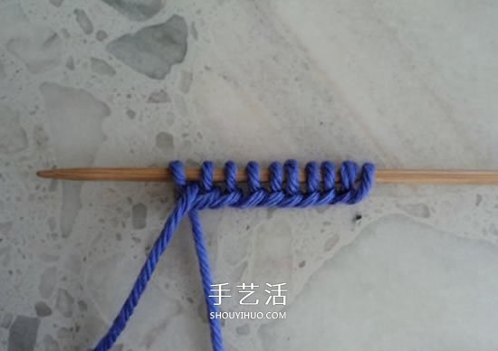 两种毛线搭配 手工编织漂亮地板鞋的织法图解(图2)