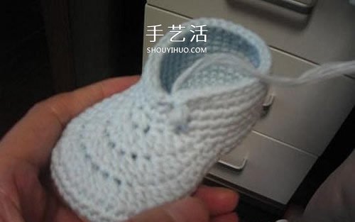 宝宝保暖毛线鞋的编法 手工编织婴儿鞋图解(图40)