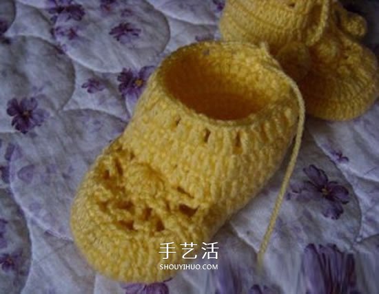 婴儿毛线保暖鞋子的织法 单色就已经很好看！(图9)