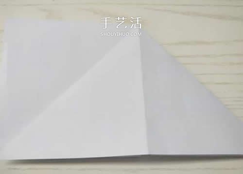 幼儿园简单折纸教程 可爱小飞碟的折法图解(图2) 幼儿园简单折纸教程 可爱小飞碟的折法图解(图2)