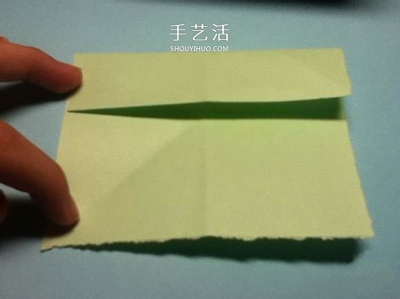 折叠四个爱心 组合成代表幸运的四叶草图解(图5) 折叠四个爱心 组合成代表幸运的四叶草图解(图5)