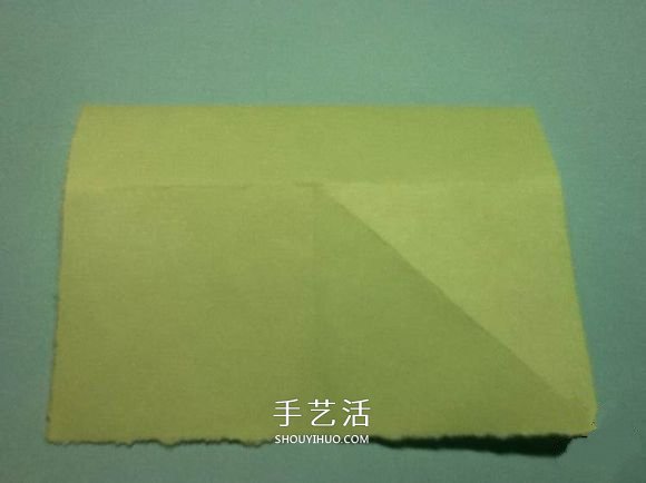 折叠四个爱心 组合成代表幸运的四叶草图解(图6) 折叠四个爱心 组合成代表幸运的四叶草图解(图6)