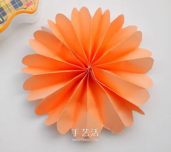 幼儿园彩纸做花的教程 简单手工纸花制作方法(图4)