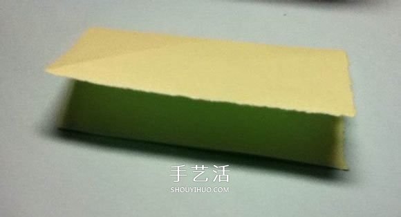 折叠四个爱心 组合成代表幸运的四叶草图解(图2) 折叠四个爱心 组合成代表幸运的四叶草图解(图2)