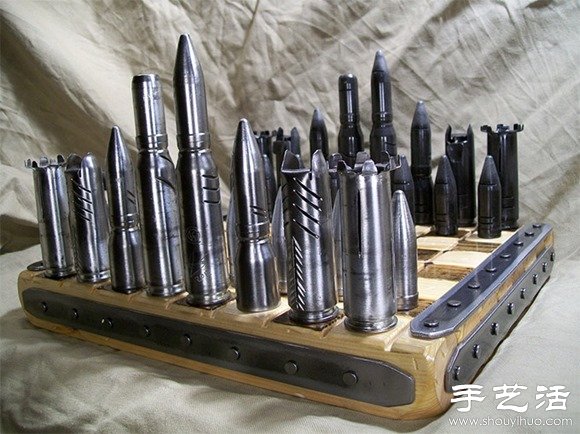金属之美：子弹弹壳手工制作国际象棋 - 诺云双维造物网