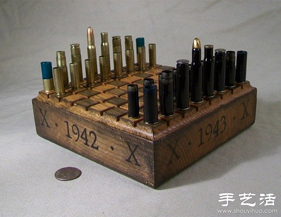 金属之美：子弹弹壳手工制作国际象棋(图3)