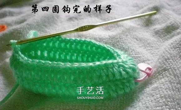 用钩织编织简单又漂亮婴儿鞋的方法步骤图(图14) 用钩织编织简单又漂亮婴儿鞋的方法步骤图(图14)