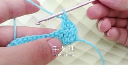 冬天看电视时保护脚 手工钩针编织保暖袜教程(图5)