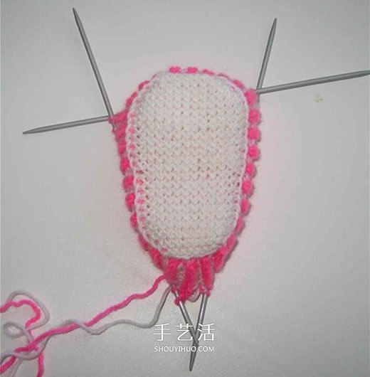 女宝宝保暖毛线鞋编织图解 带扣带和花朵装饰(图9) 女宝宝保暖毛线鞋编织图解 带扣带和花朵装饰(图9)