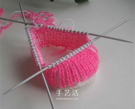 女宝宝保暖毛线鞋编织图解 带扣带和花朵装饰(图10) 女宝宝保暖毛线鞋编织图解 带扣带和花朵装饰(图10)