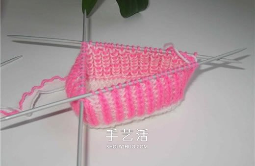 女宝宝保暖毛线鞋编织图解 带扣带和花朵装饰(图8) 女宝宝保暖毛线鞋编织图解 带扣带和花朵装饰(图8)
