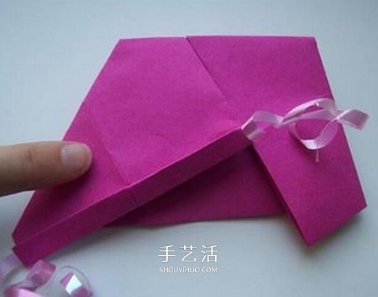 简单鞋子的折法图解 女式纸鞋子怎么折方法(图10) 简单鞋子的折法图解 女式纸鞋子怎么折方法(图10)