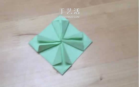 旋转纸陀螺怎么折图解 简单花型陀螺折纸教程(图13) 旋转纸陀螺怎么折图解 简单花型陀螺折纸教程(图13)