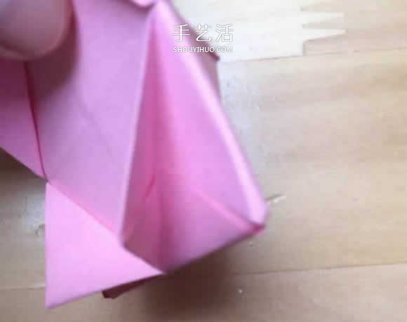 旋转纸陀螺怎么折图解 简单花型陀螺折纸教程(图24) 旋转纸陀螺怎么折图解 简单花型陀螺折纸教程(图24)