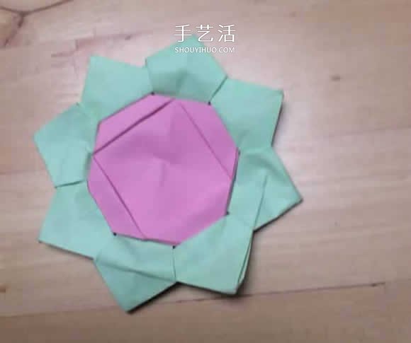 旋转纸陀螺怎么折图解 简单花型陀螺折纸教程(图26) 旋转纸陀螺怎么折图解 简单花型陀螺折纸教程(图26)