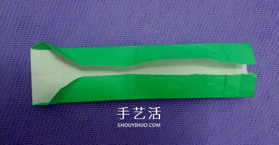 怎么折男T恤的图解教程 手工折纸T恤简单折法(图7)