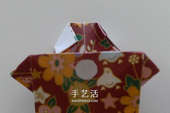 怎么折男T恤的图解教程 手工折纸T恤简单折法(图12)