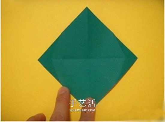 儿童折纸草莓的教程 简单草莓怎么折图解(图7)