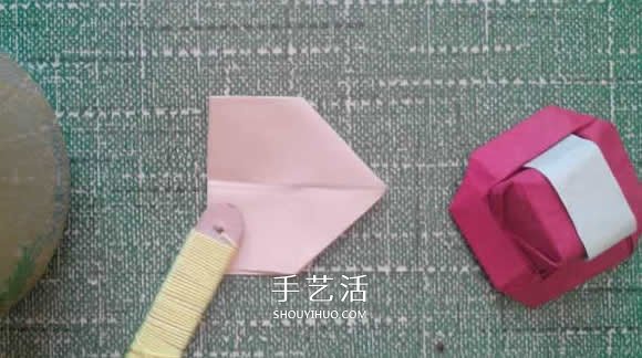 简单小帽子的折纸方法 带帽檐帽子怎么折图解(图7)