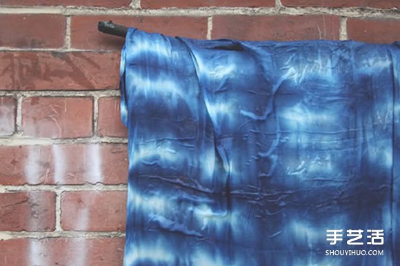 衣服靛蓝染色方法步骤 靛蓝染色衣物DIY图解(图19) 衣服靛蓝染色方法步骤 靛蓝染色衣物DIY图解(图19)