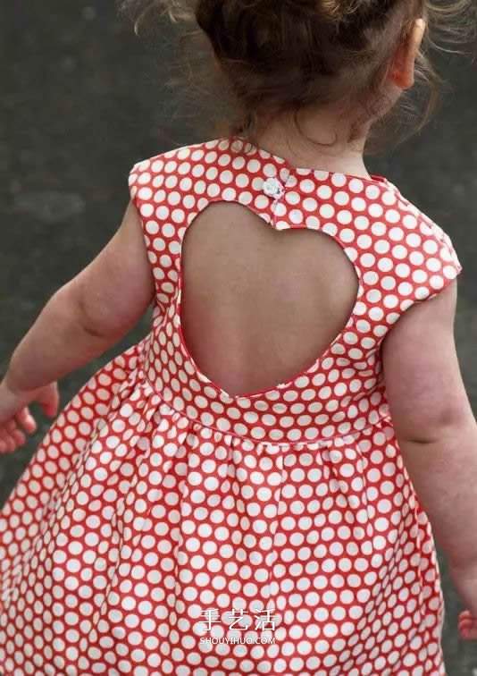 旧衣服布料改造再利用 给女儿做时尚小裙子(图18) 旧衣服布料改造再利用 给女儿做时尚小裙子(图18)