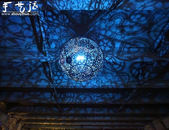 自行车零件制作的华丽吊灯(图5)