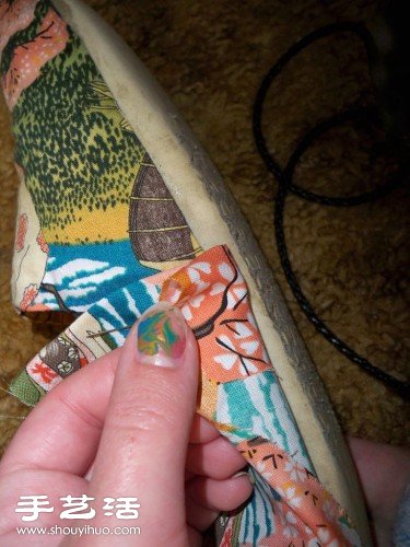 旧布鞋改造利用 DIY时尚田园风布艺美鞋(图4) 旧布鞋改造利用 DIY时尚田园风布艺美鞋(图4)