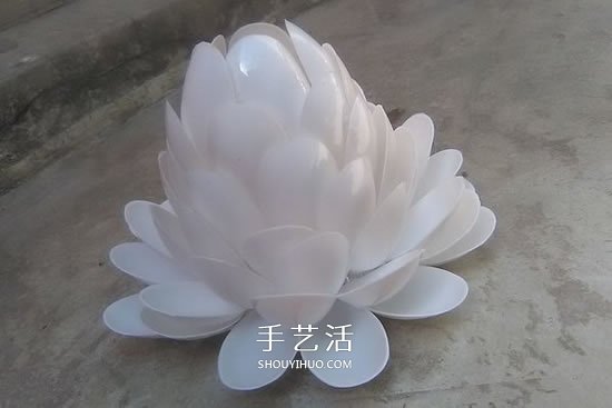 自制母亲节礼物莲花灯的方法 环保又美丽!(图4) 自制母亲节礼物莲花灯的方法 环保又美丽!(图4)