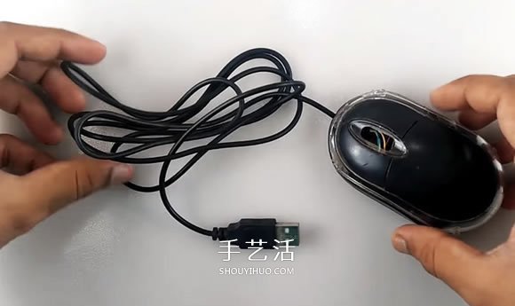 旧鼠标手工制作电动玩具车的教程(图2) 旧鼠标手工制作电动玩具车的教程(图2)