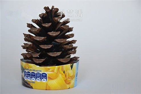 自制松果圣诞树装饰品的方法教程(图4) 自制松果圣诞树装饰品的方法教程(图4)