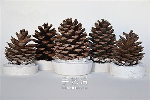 自制松果圣诞树装饰品的方法教程(图6) 自制松果圣诞树装饰品的方法教程(图6)