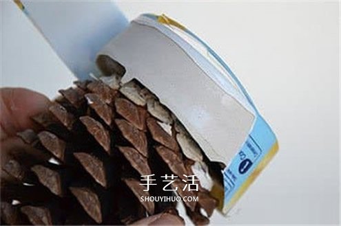 自制松果圣诞树装饰品的方法教程(图5) 自制松果圣诞树装饰品的方法教程(图5)